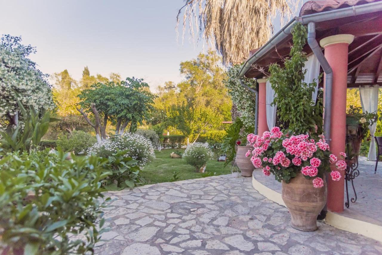 Vasiliki * Lefkímmi