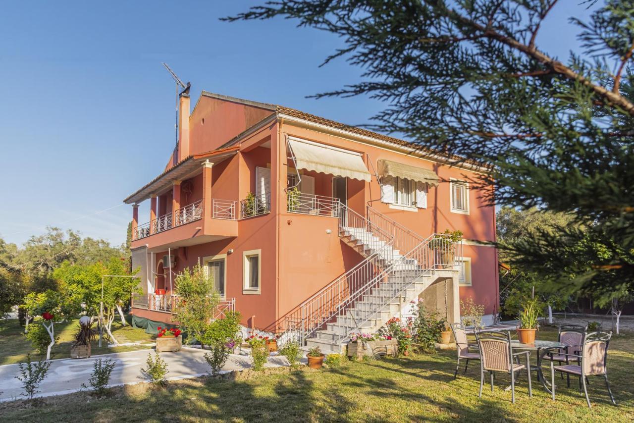 Vasiliki * Lefkimmi (Corfu)